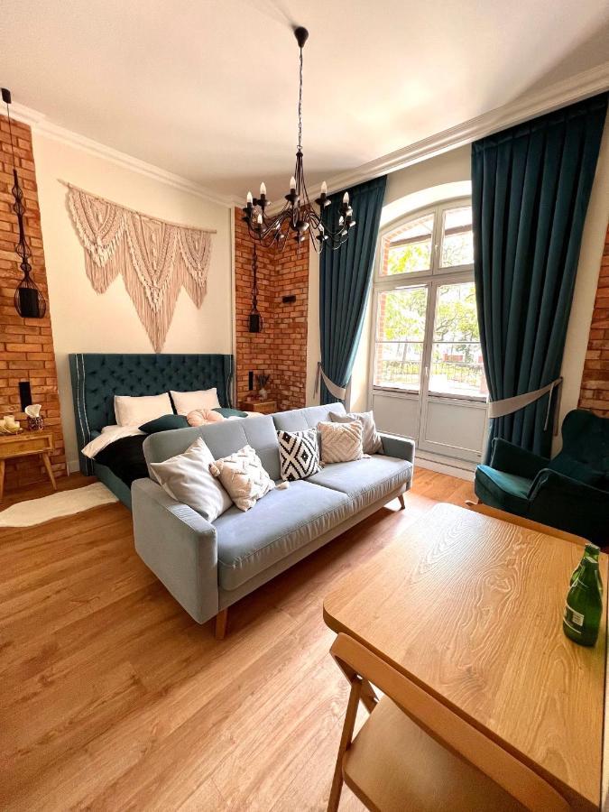 Brick Castle - Apartament Ulrich Вроцлав Екстер'єр фото